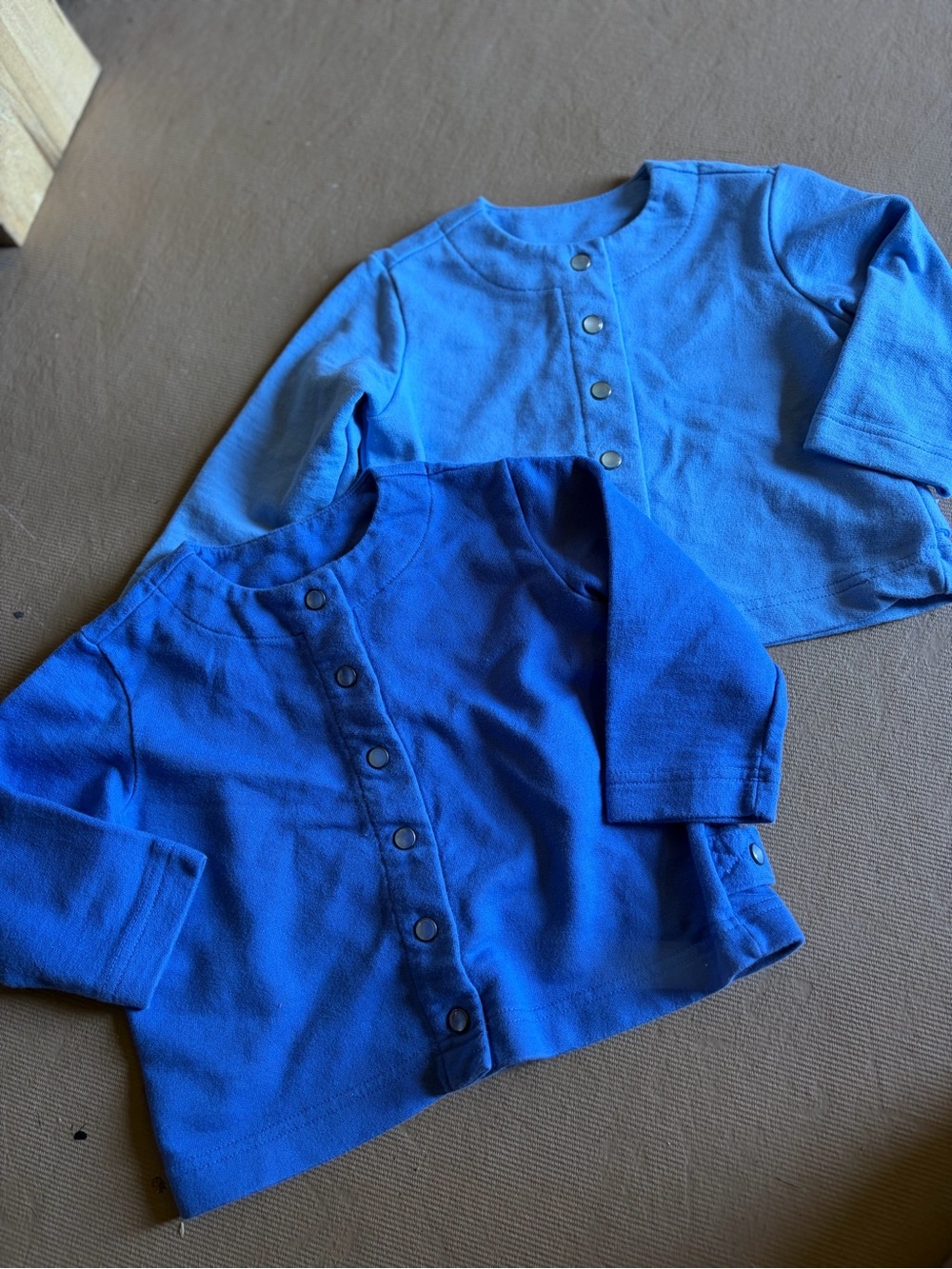 Hanna Andersson Twin Set Button-Front Tops in Two Blues 18-24m
